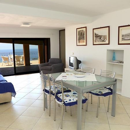 Terrazze Ponente E Levante - By Vacation Service Apartment Cefalu Luaran gambar