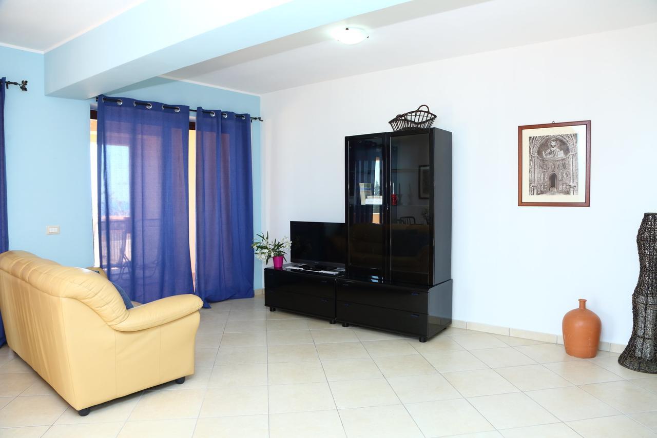 Terrazze Ponente E Levante - By Vacation Service Apartment Cefalu Luaran gambar